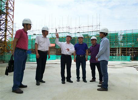 覃振華、劉國江到梧州佛子時(shí)代廣場(chǎng)項(xiàng)目調(diào)研
