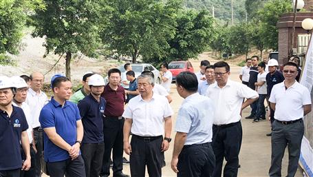 劉可一行到靜脈產(chǎn)業(yè)園項目進行視察