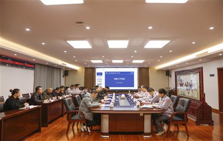 賴海標(biāo)率隊(duì)到廣西魚(yú)峰集團(tuán)開(kāi)展黨建工作交流