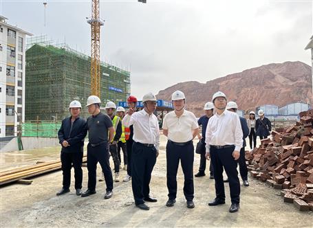 毛曉冬到冶建公司第一分公司項目調(diào)研指導