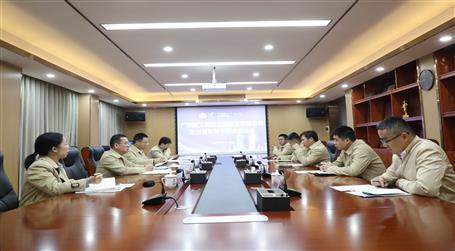 覃振華：青年員工要有格局、有能力、有擔(dān)當(dāng)