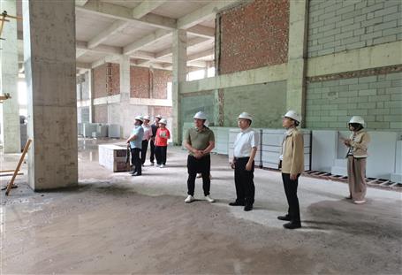 賴海標到冶建第三分公司項目開展五一節(jié)前檢查