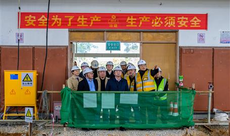 覃振華到第七分公司項目開展2026年第一季度暨春節(jié)后復工復產(chǎn)安全生產(chǎn)質(zhì)量綜合大檢查